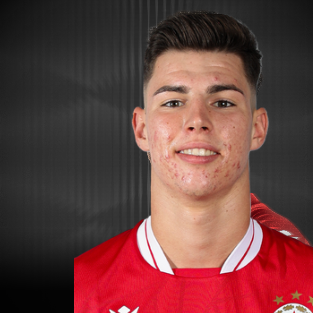 Даниел Николов