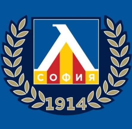 Левски